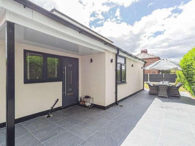 House for sale in Wilderspool, Warrington