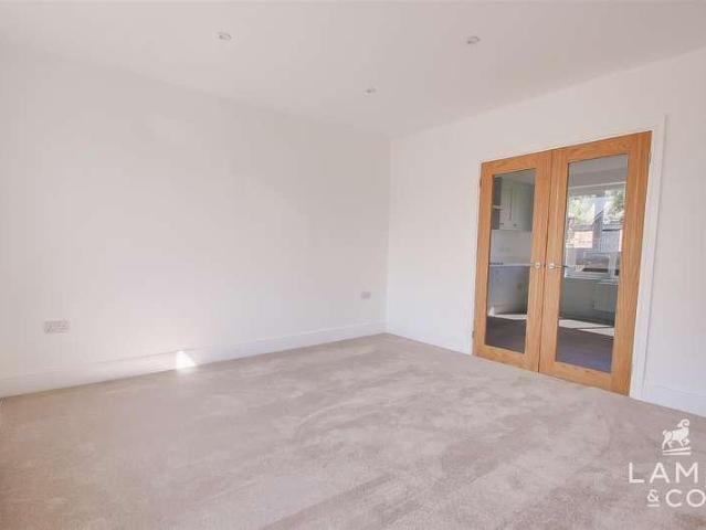 House for sale in Dale Hill, Essex