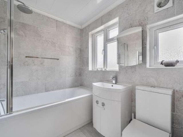 House for sale in Lane, Greater London