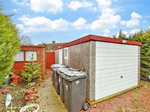 House for sale in Stuppington, The Bridge