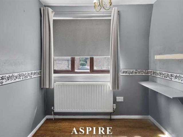 House for sale in South Ockendon, Essex