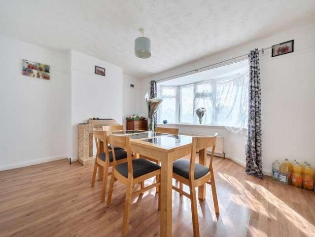 House for sale in Totteridge, Buckinghamshire