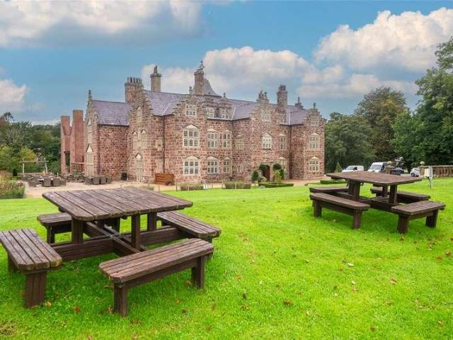 House for sale in Cefn-bach, Brynsiencyn