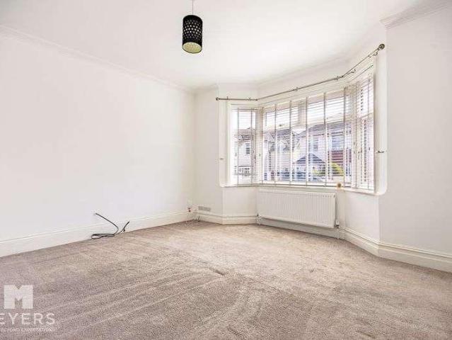 House for sale in Talbot Village, Bournemouth
