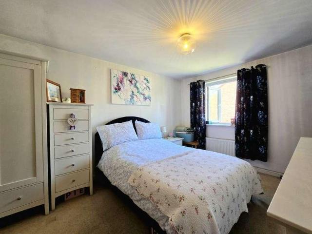 House for sale in Broadlands, Wales