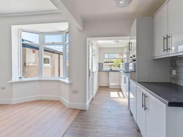 House for sale in Lawrence Hill, Wales