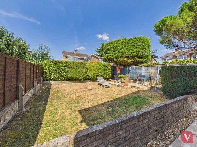 House for sale in Marsh Farm, Luton