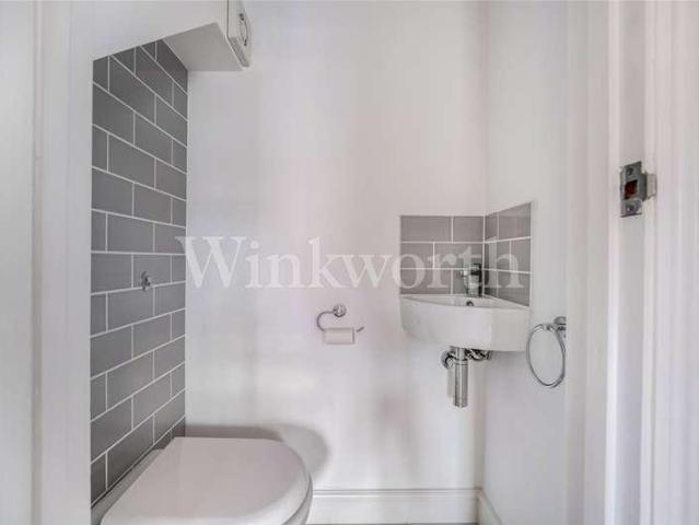 House for sale in Golders Green Estate, Greater London
