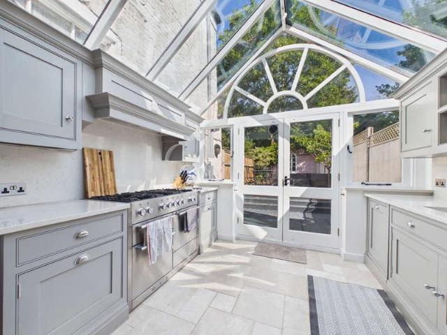 House for sale in Lunnon, Buckinghamshire