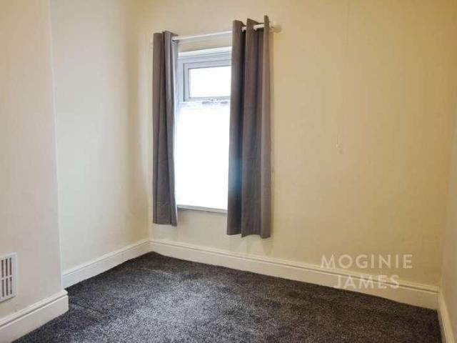 House for sale in Plasnewydd, Falcon Lodge