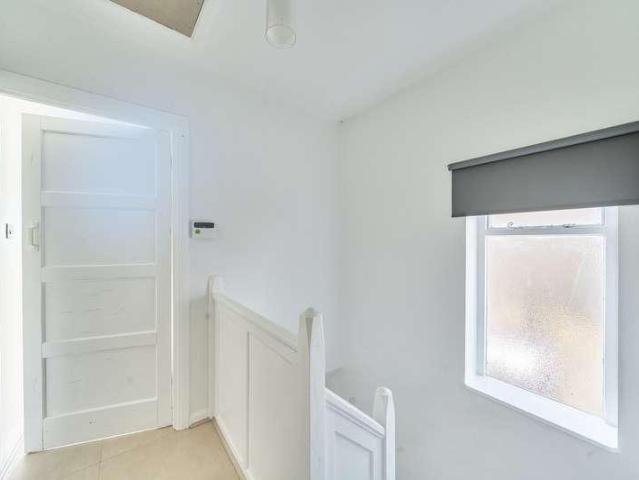 House for sale in Little Stanmore, Greater London