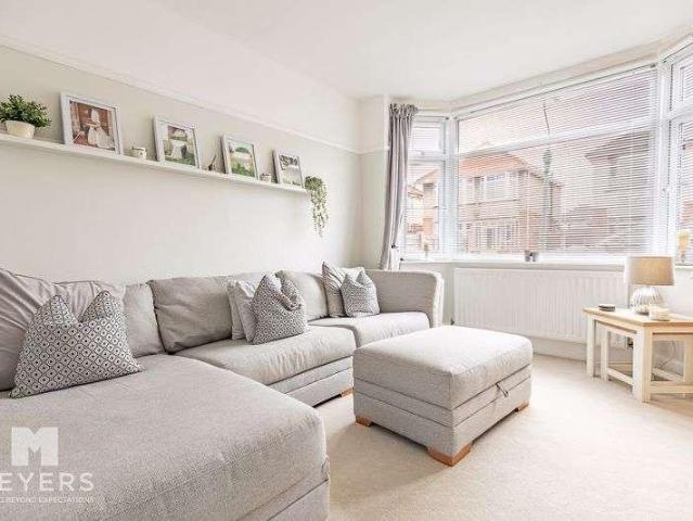 House for sale in Talbot Village, Bournemouth
