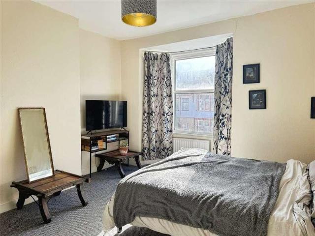 House for sale in Elmfield, Leicestershire