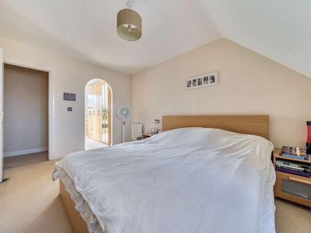 House for sale in Thatcham, West Berkshire