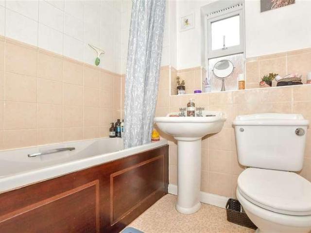 House for sale in Midway, Kent
