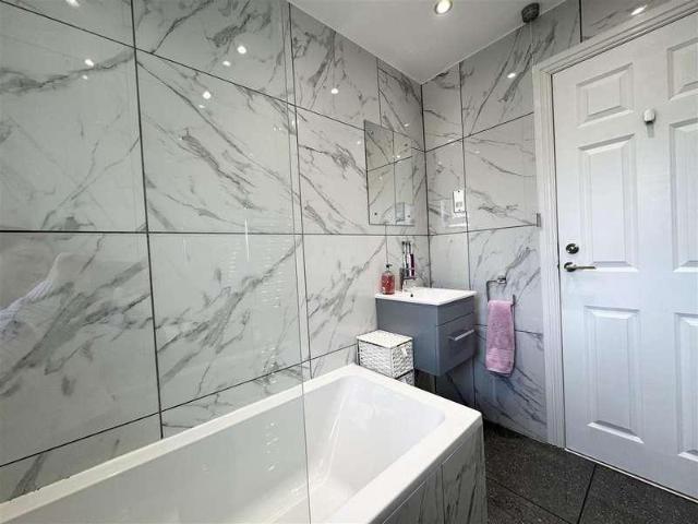 House for sale in Huddersfield, Denby Dale House for sale in Huddersfield, Denby Dale