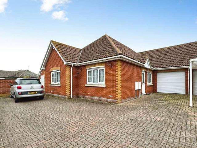 House for sale in Dale Hill, Essex