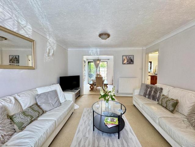 House for sale in Alder Hills, Poole