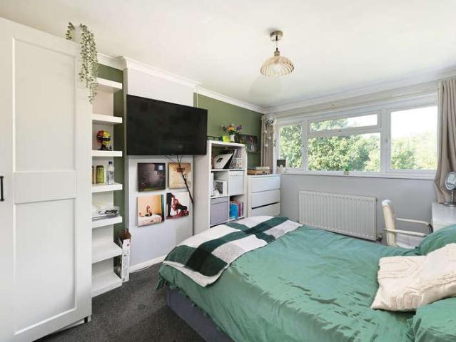 House for sale in Blackwater and Hawley, Hart