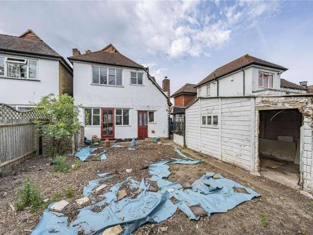 House for sale in Old Malden, Greater London