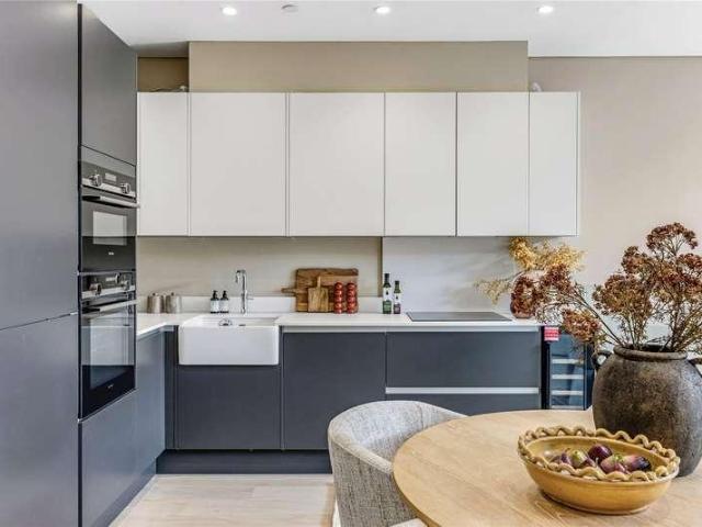 House for sale in Greater London