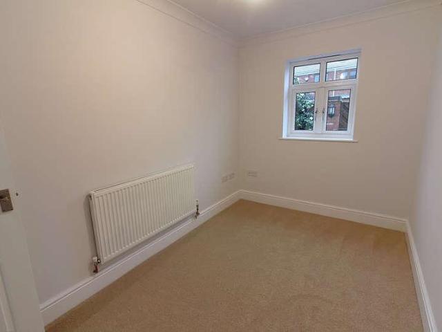 House for sale in Old Wharf, City Of Leicester