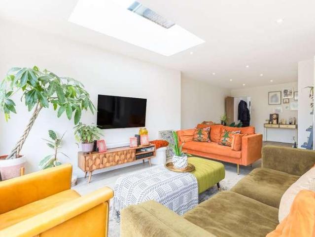 House for sale in Old Town, Shephall