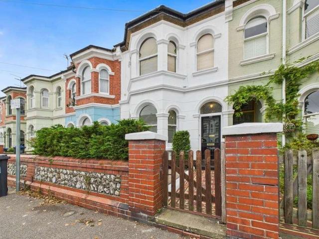 House for sale in Worthing, West Sussex