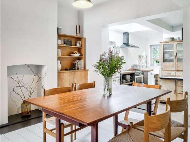 House for sale in Leytonstone, Greater London