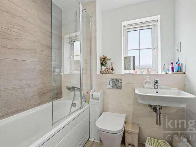 House for sale in Goffs Oak, Broxbourne