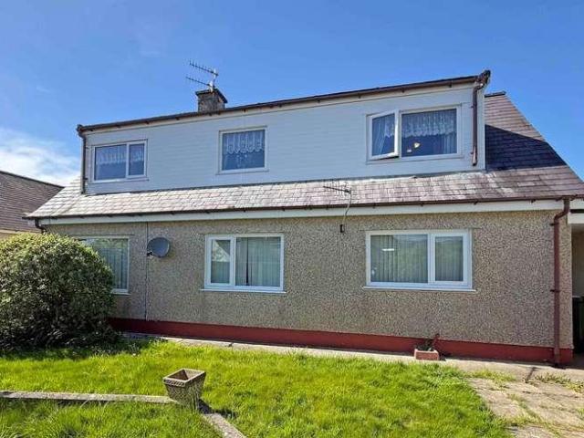 House for sale in Llanfaglan, Wales