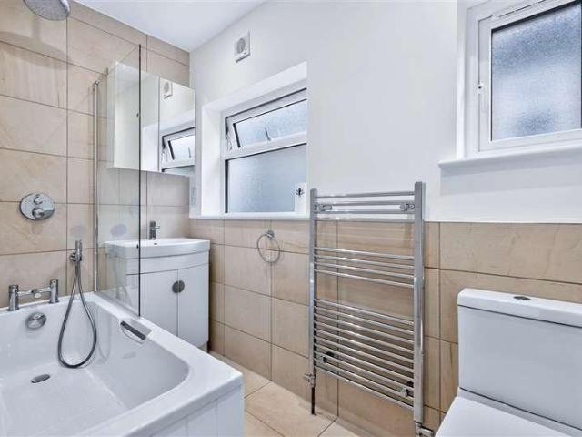 House for sale in London Borough of Redbridge, Greater London