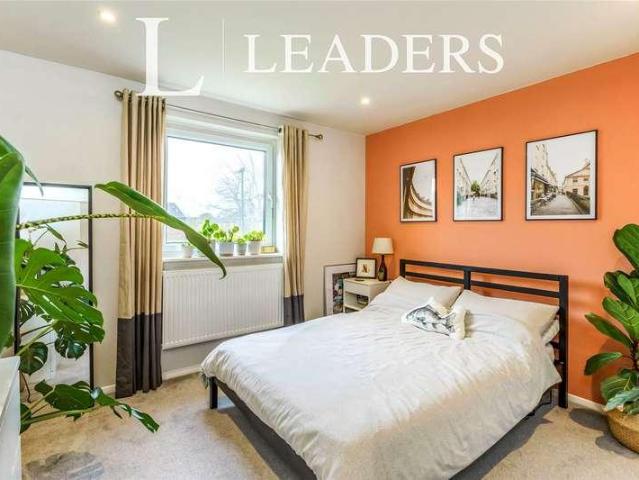 House for sale in Chichester, Littlecote