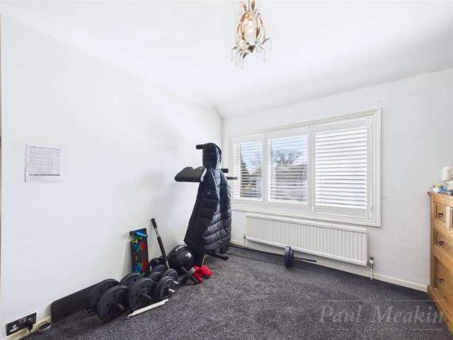 House for sale in London Borough of Croydon, Forestdale