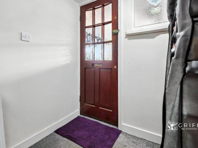 House for sale in Chadwell St Mary, Essex