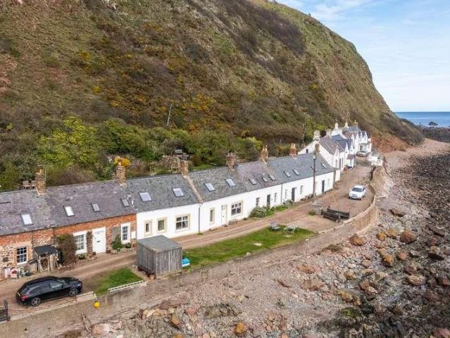 House for sale in Burnmouth, Scotland