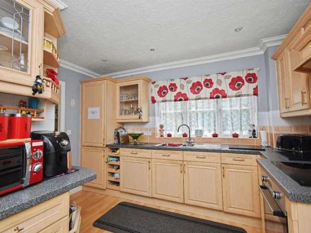 House for sale in Weir Quay, Devon