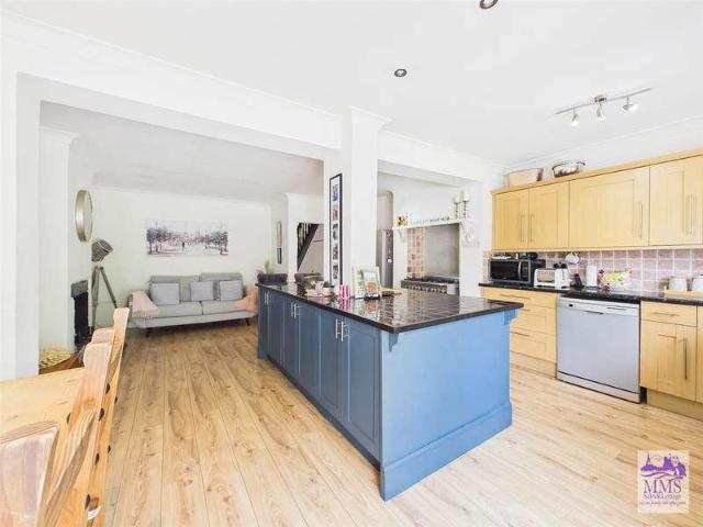 House for sale in Snodhurst, Chatham