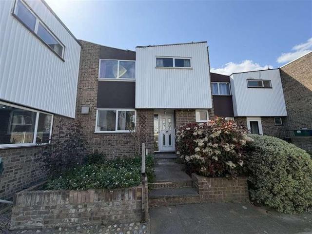 House for sale in London Borough of Croydon, Greater London