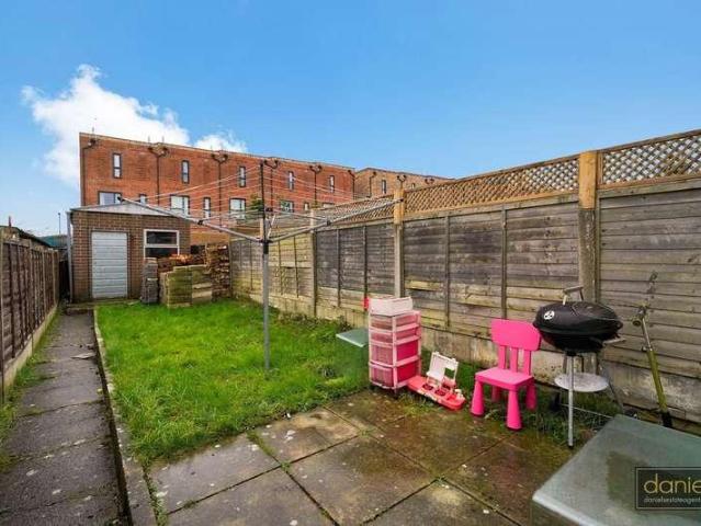 House for sale in Watford Heath, North Watford