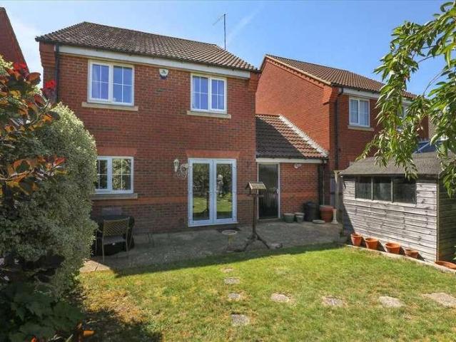 House for sale in Burton Latimer