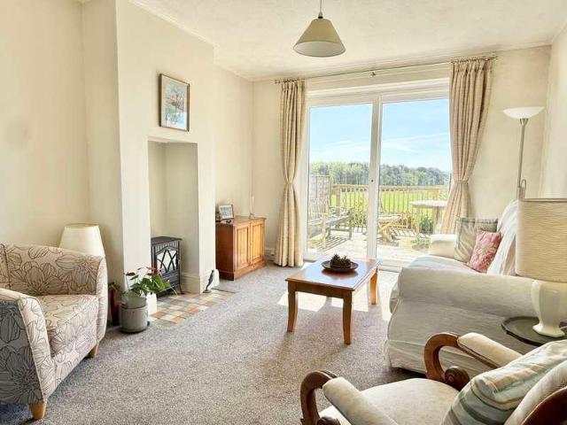 House for sale in Weir Quay, Devon