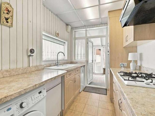 House for sale in Upper Walthamstow, Greater London