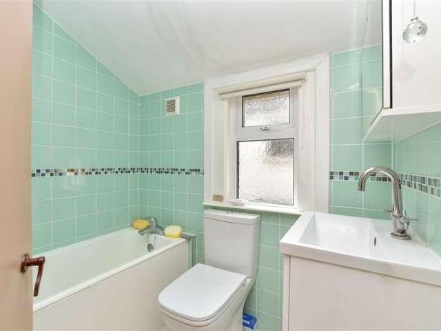 House for sale in Brompton, Gillingham