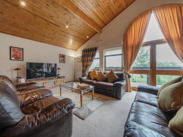 House for sale in Barholm, Lincolnshire