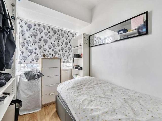 House for sale in Greater London