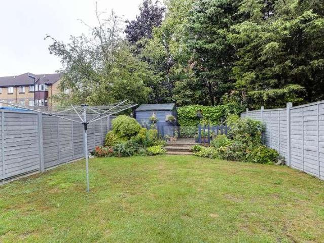 House for sale in Lower Edmonton, Greater London