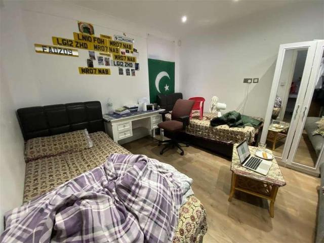 House for sale in Dagenham, Greater London