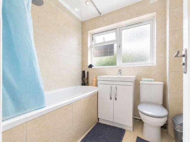 House for sale in Lunnon, Buckinghamshire