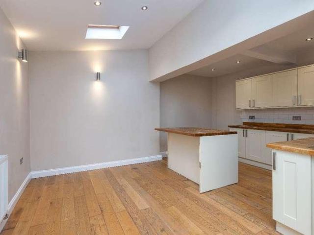 House for sale in Skerton, Bare